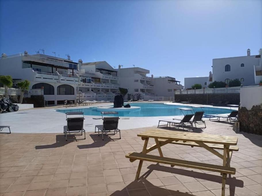 Apto. Vacacional “El Balcon De Las 4 Lunas” Costa Teguise Bagian luar foto