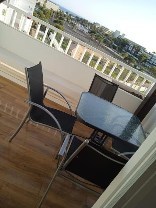 Apto. Vacacional “El Balcon De Las 4 Lunas” Costa Teguise Bagian luar foto